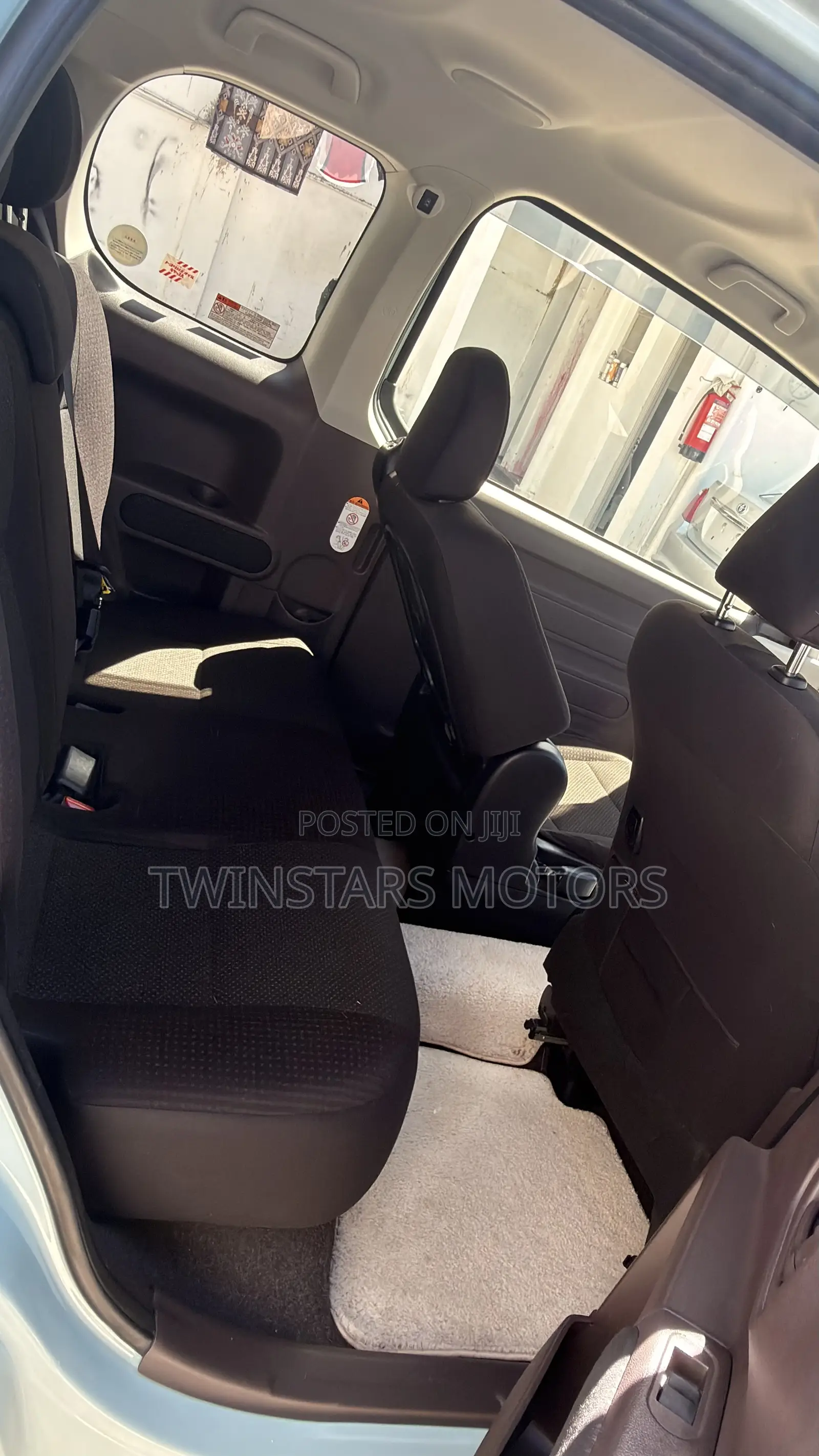 Toyota Porte 1.5 FWD 2020 Yellow