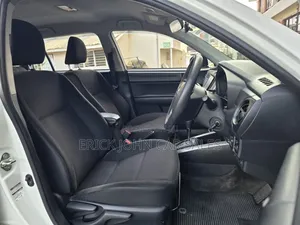 Toyota Corolla 2018 White