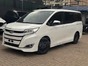 Toyota Noah 2.0 FWD (8 Seater) 2019 White