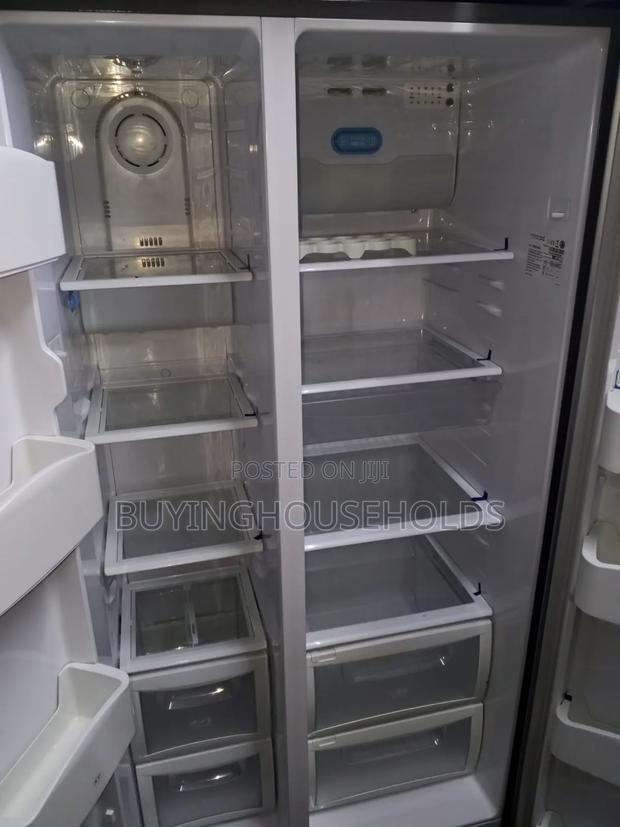 Daewoo 520l Side by Side Fridge - thumbnail 2