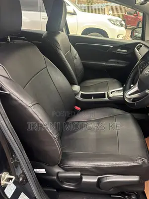 Honda Shuttle 1.5 Hybrid 2WD 2019 Black