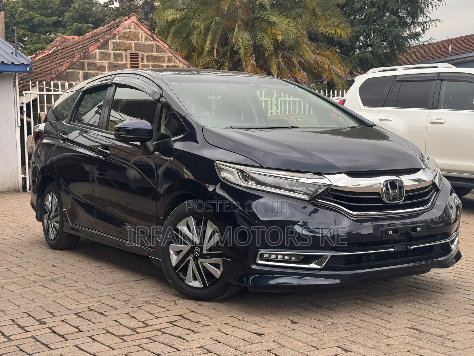 Honda Shuttle 1.5 Hybrid 2WD 2019 Black
