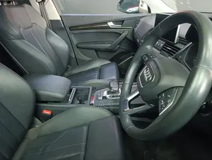 Audi Q5 2.0T Premium AWD quattro 2019 Pearl