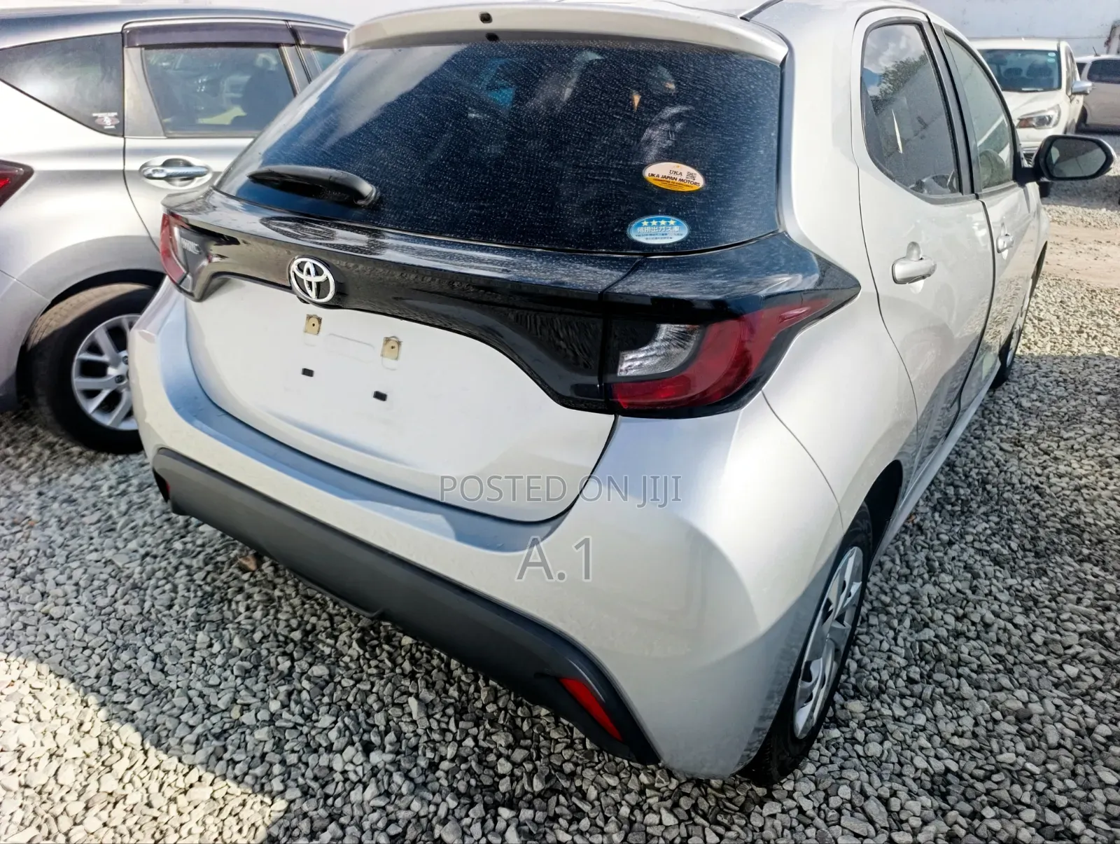 Toyota Yaris 2020 Silver