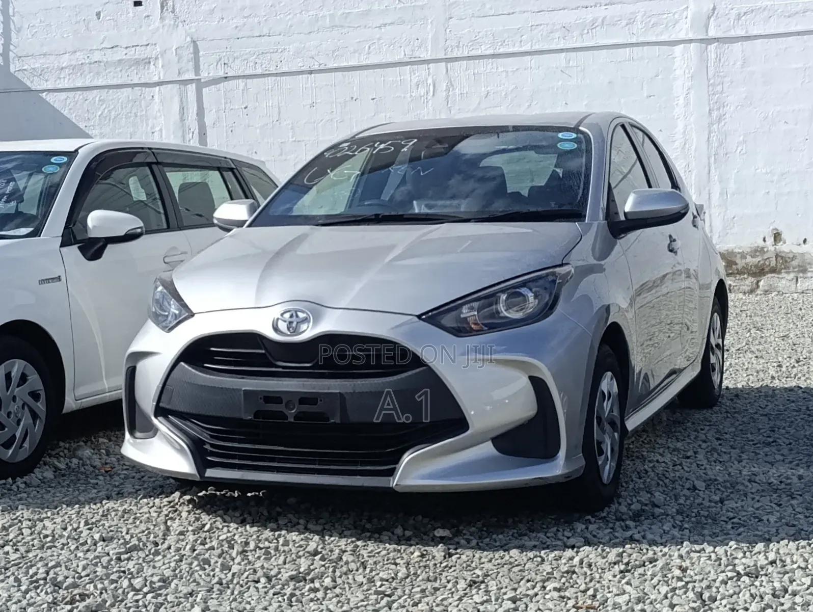 Toyota Yaris 2020 Silver