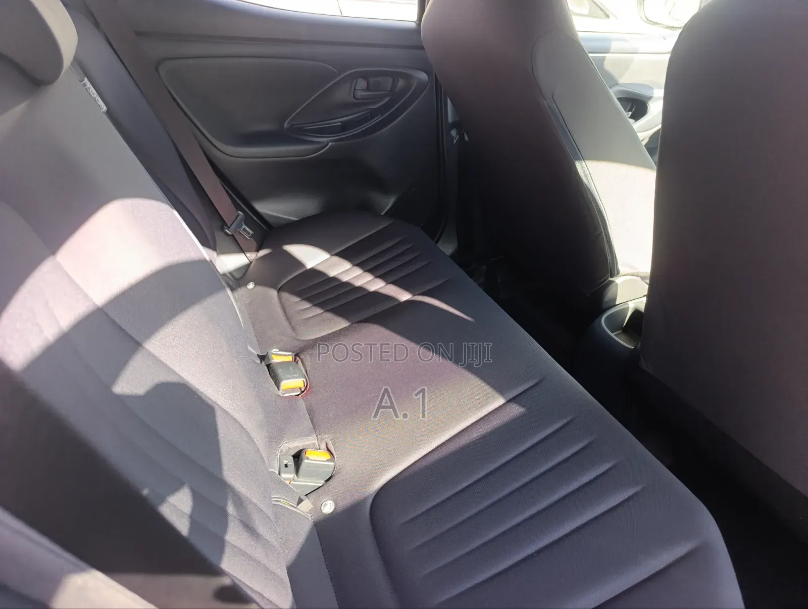 Toyota Yaris 2020 Silver