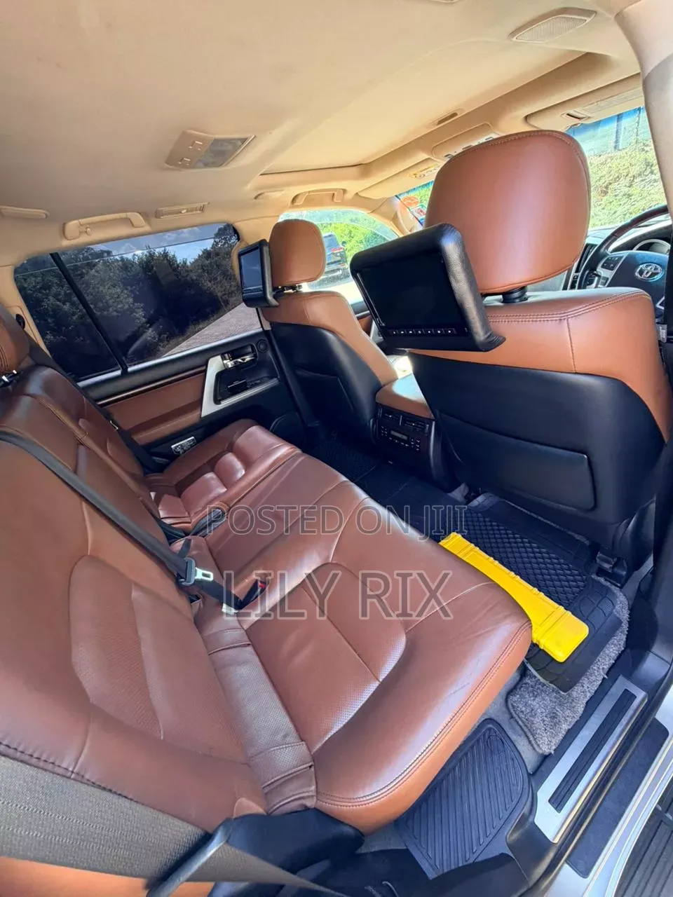 Toyota Previa 2015 Silver