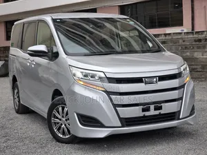Toyota Noah 2.0 AWD (7 Seater) 2019 Silver