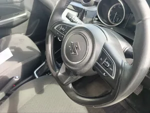 Suzuki Swift 2019 Silver