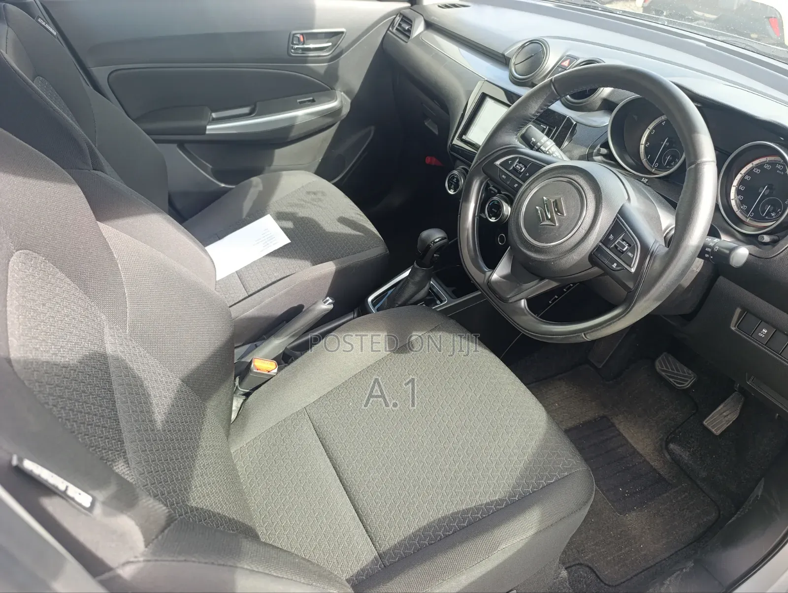 Suzuki Swift 2019 Silver