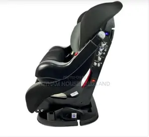 Reclining Baby Car Seat With an Adjustable Security Barrier – Black