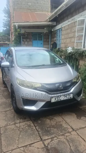 Honda Fit 2015 Silver