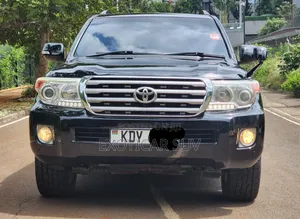 Toyota Land Cruiser 2012 Black
