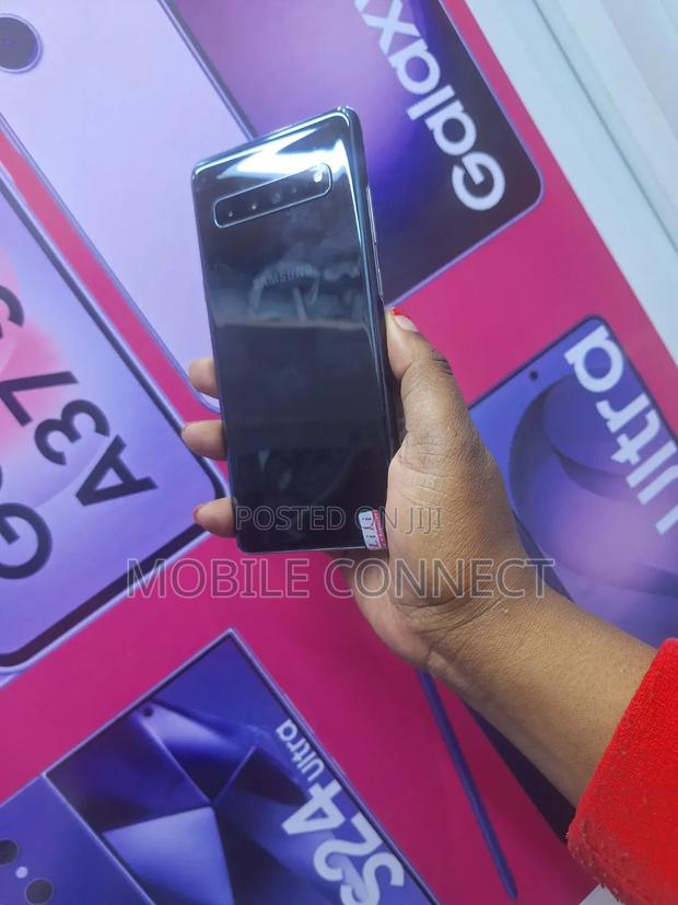 Samsung Galaxy S10 5G 256 GB Blue - thumbnail 2