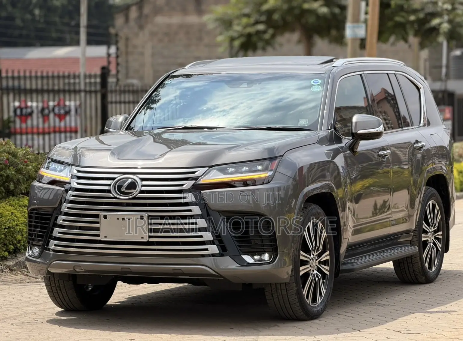 Lexus LX 600 2022 Gray