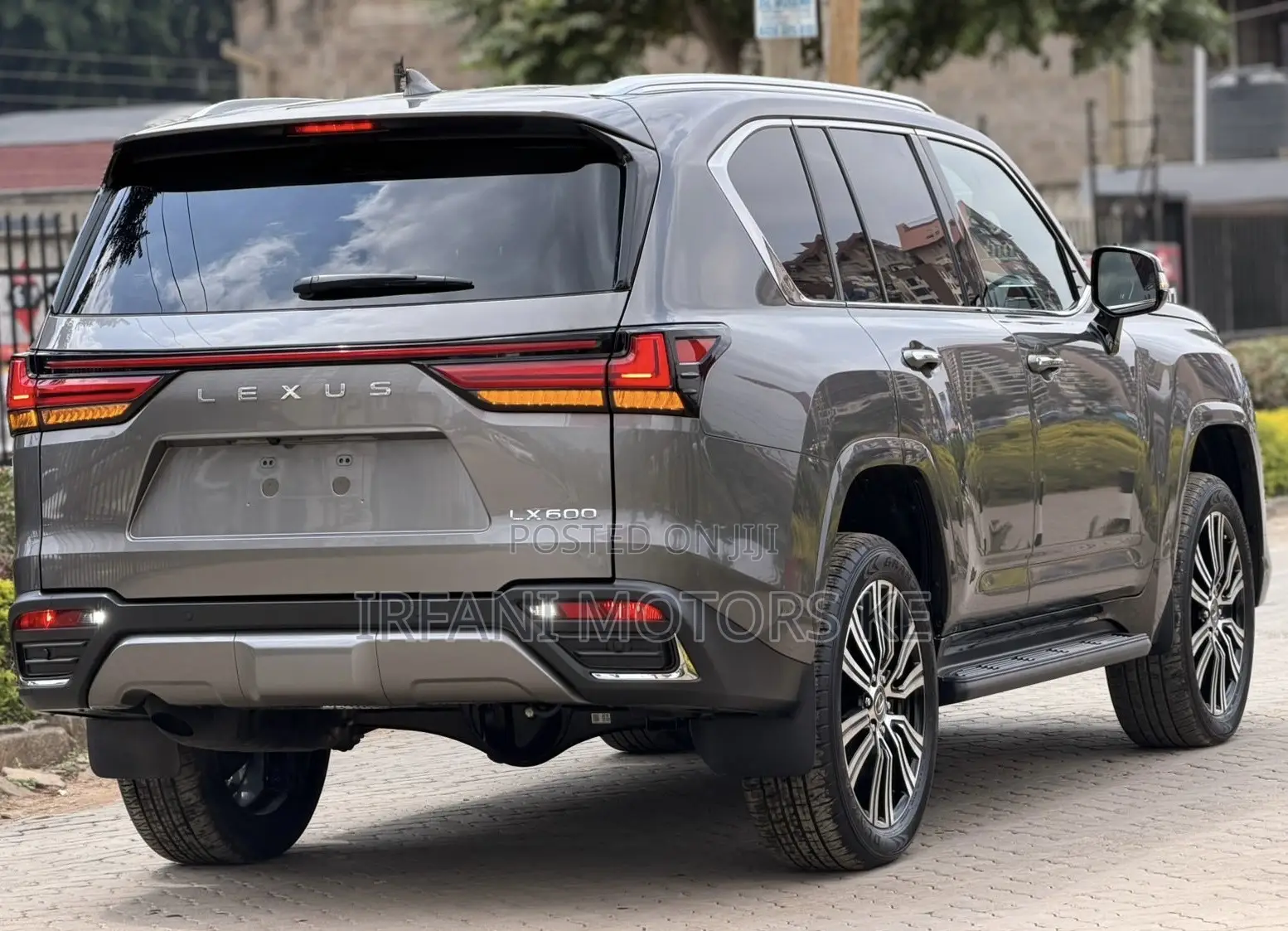 Lexus LX 600 2022 Gray