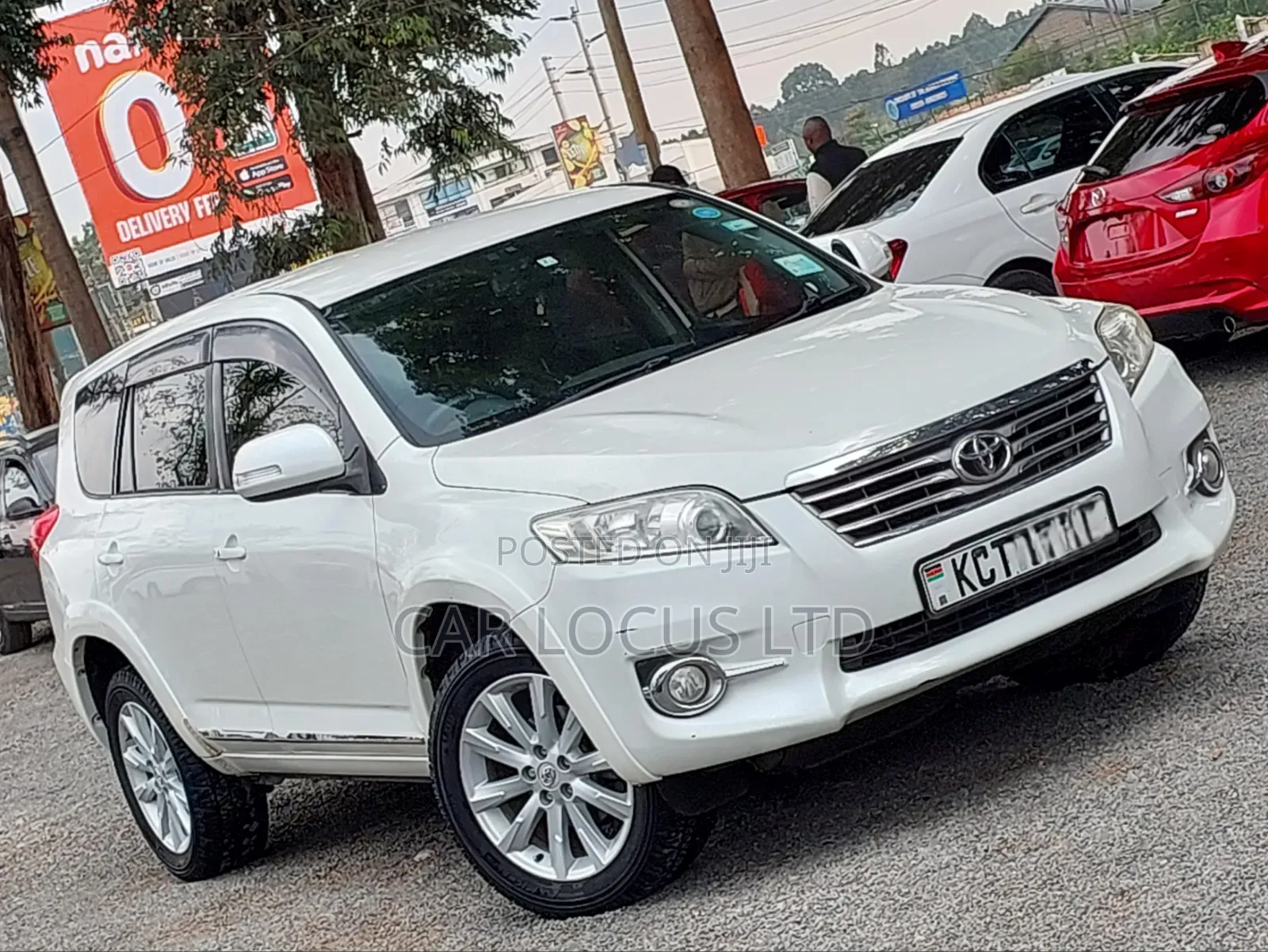 Toyota Vanguard 2012 Pearl