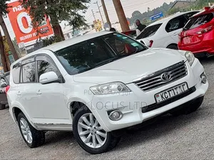 Toyota Vanguard 2012 Pearl