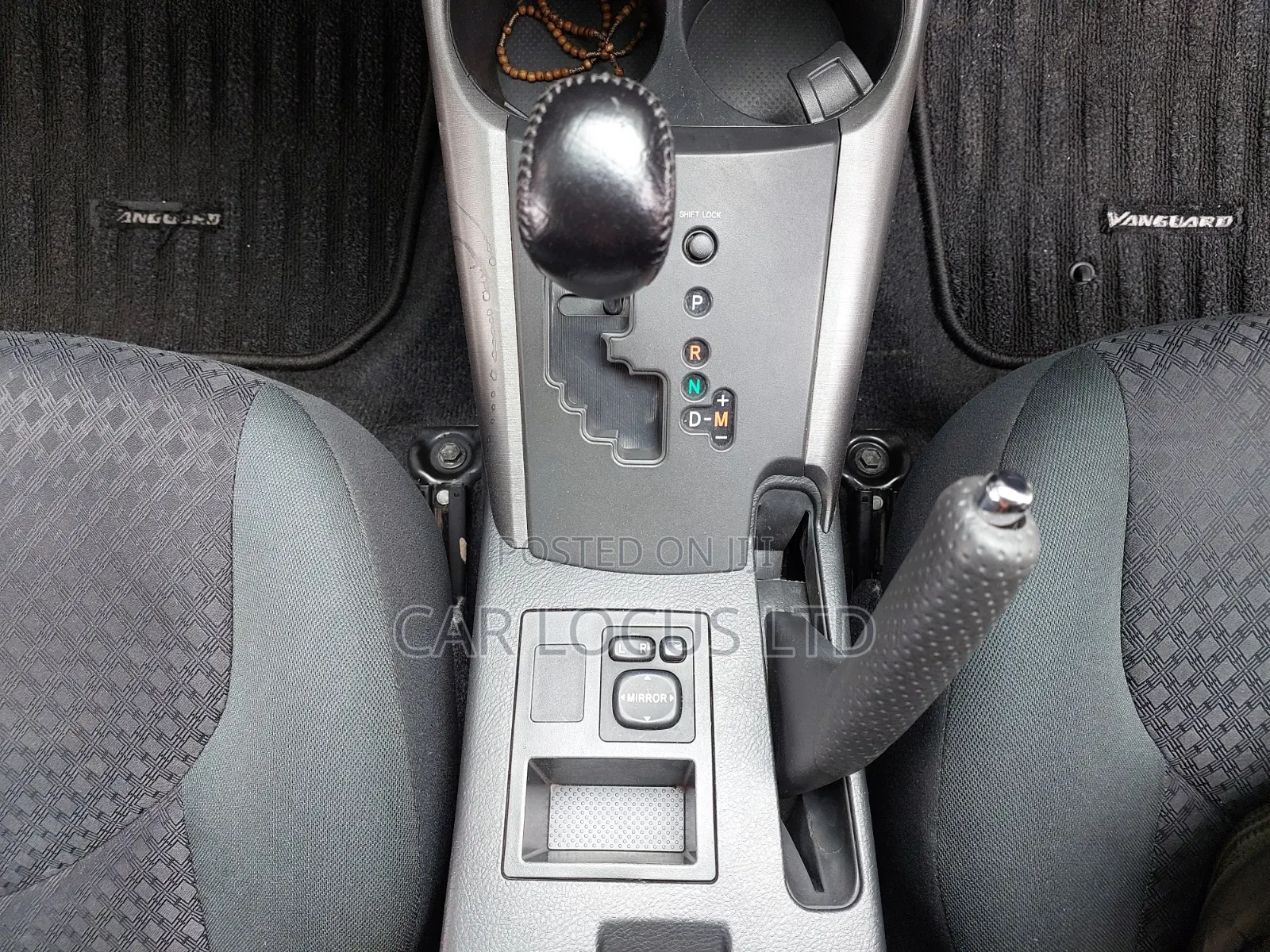 Toyota Vanguard 2012 Pearl