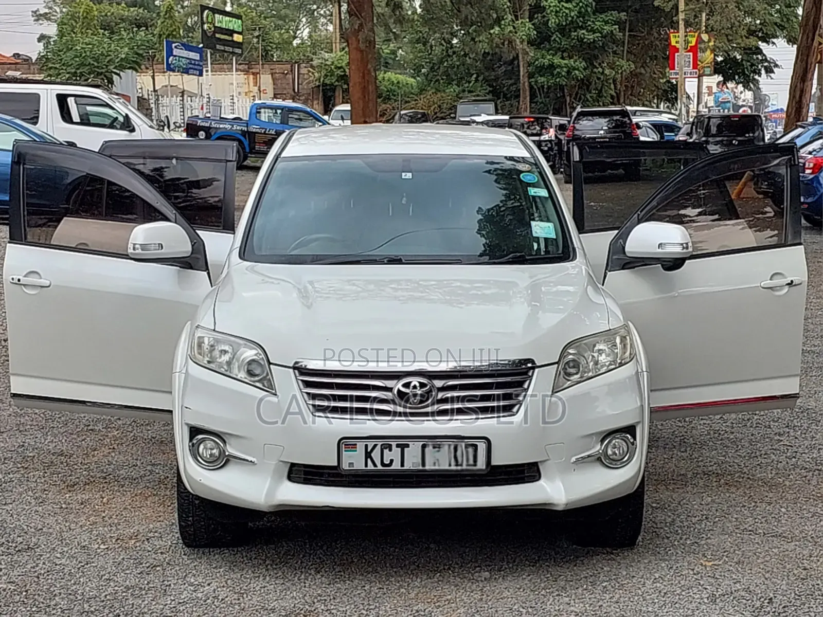 Toyota Vanguard 2012 Pearl