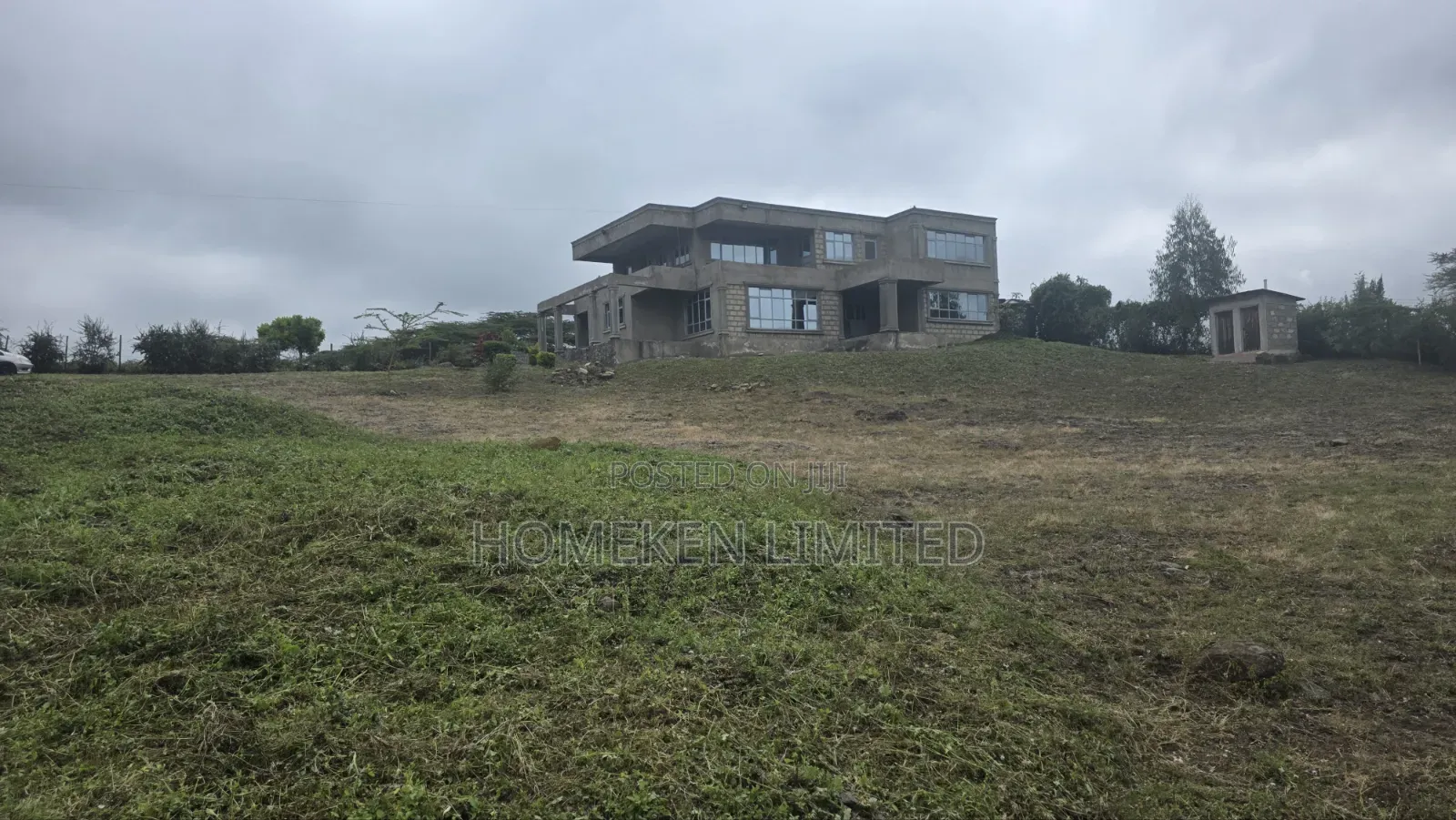 6bdrm Villa in Kiserian for sale