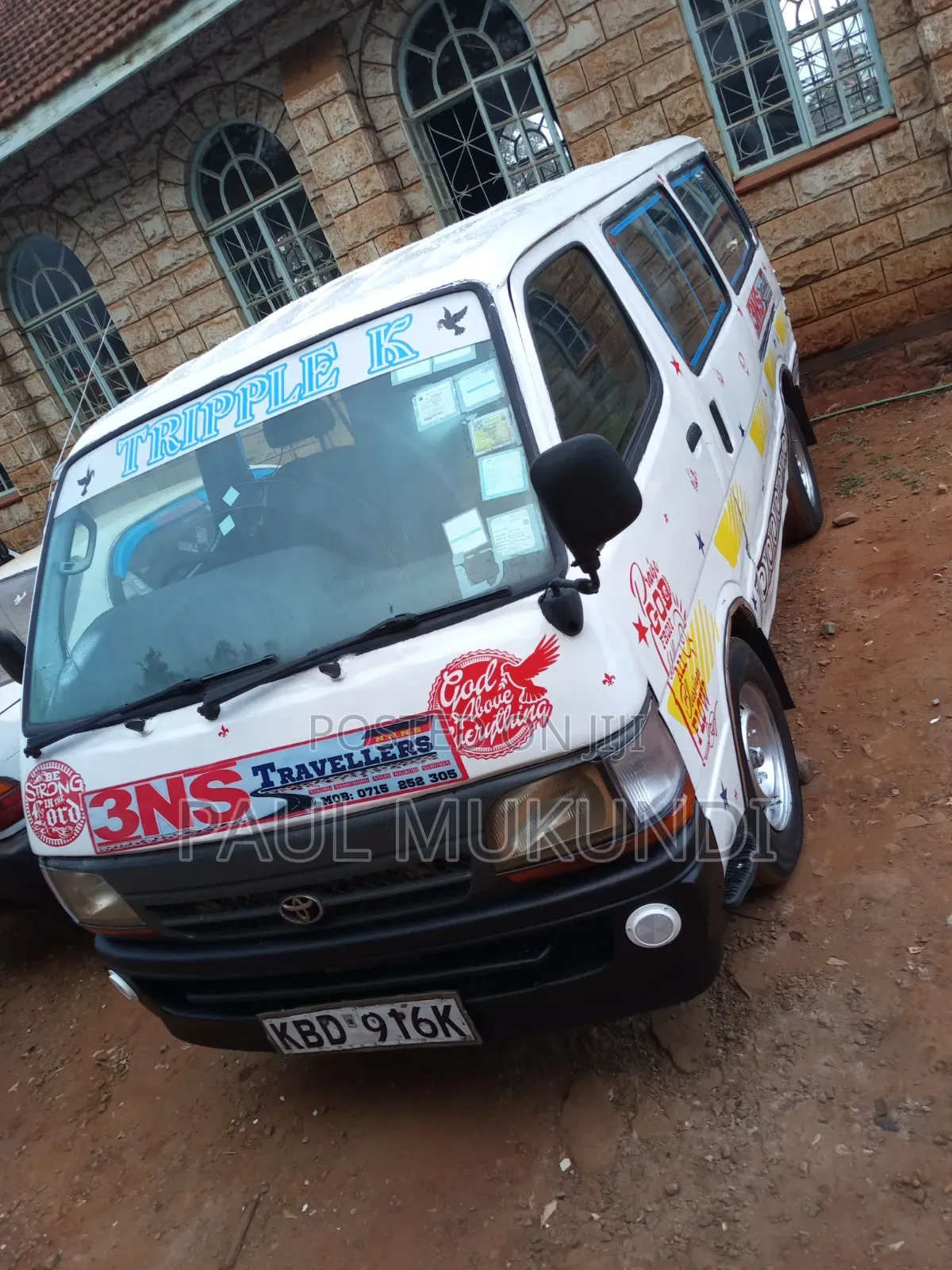 Toyota HiAce 2001 White