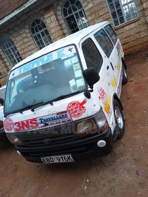 Toyota HiAce 2001 White