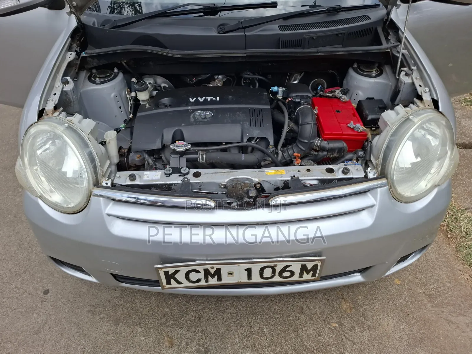 Toyota Sienta 2010 Silver