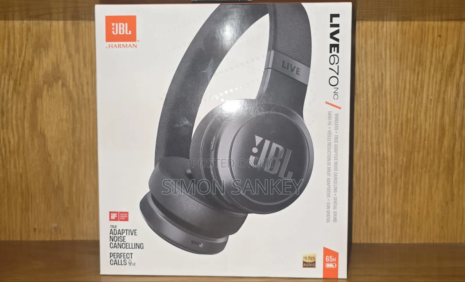 JBL Live 670nc Noise-Cancelling on-Ear Wireless Headphone