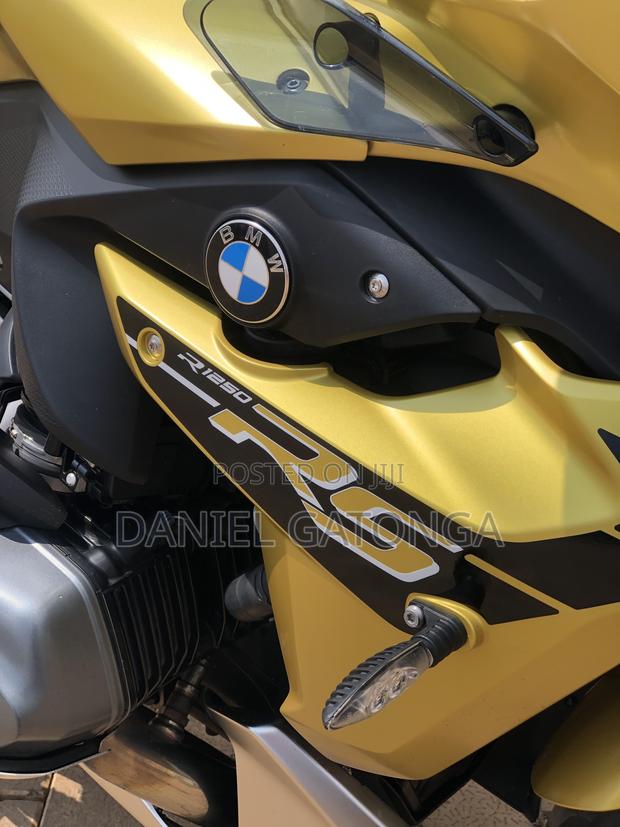 BMW 2019 Yellow - thumbnail 2