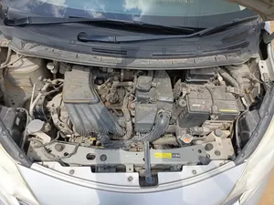 Nissan Note 2013 Silver