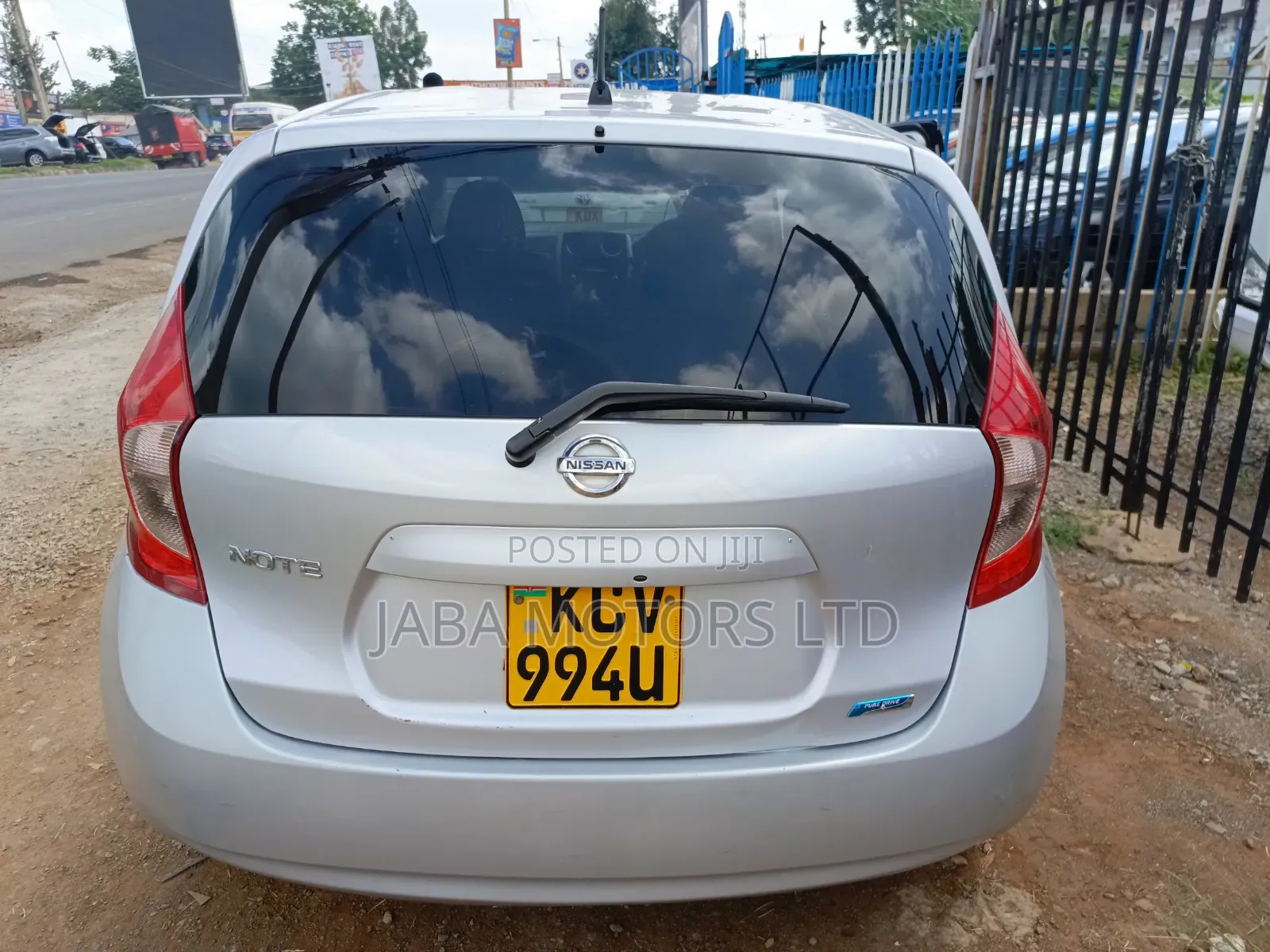 Nissan Note 2013 Silver