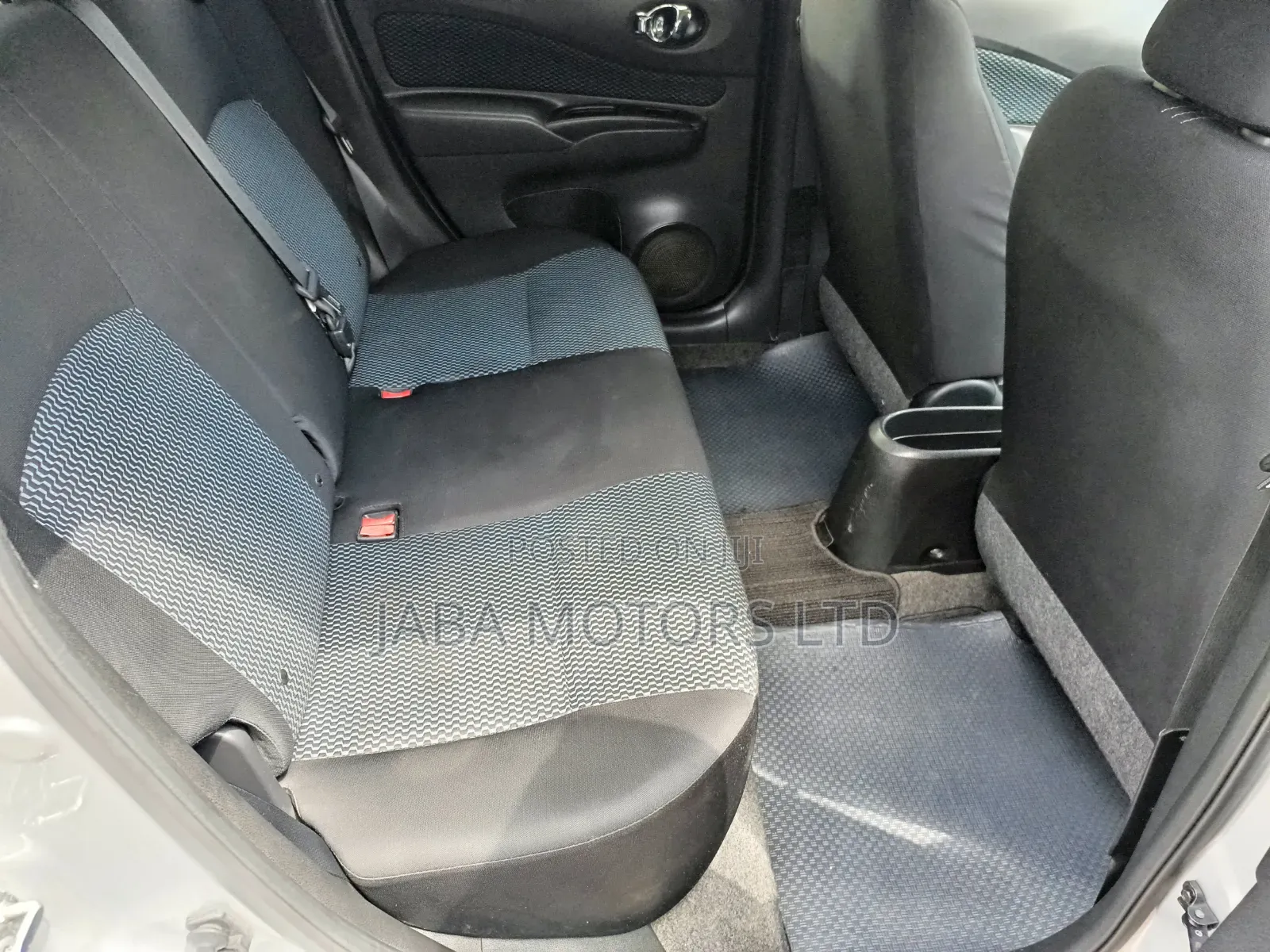 Nissan Note 2013 Silver
