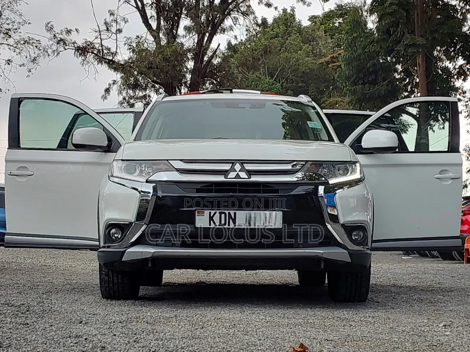 Mitsubishi Outlander 2018 Pearl