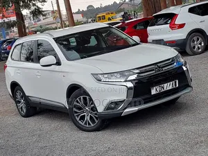 Mitsubishi Outlander 2018 Pearl