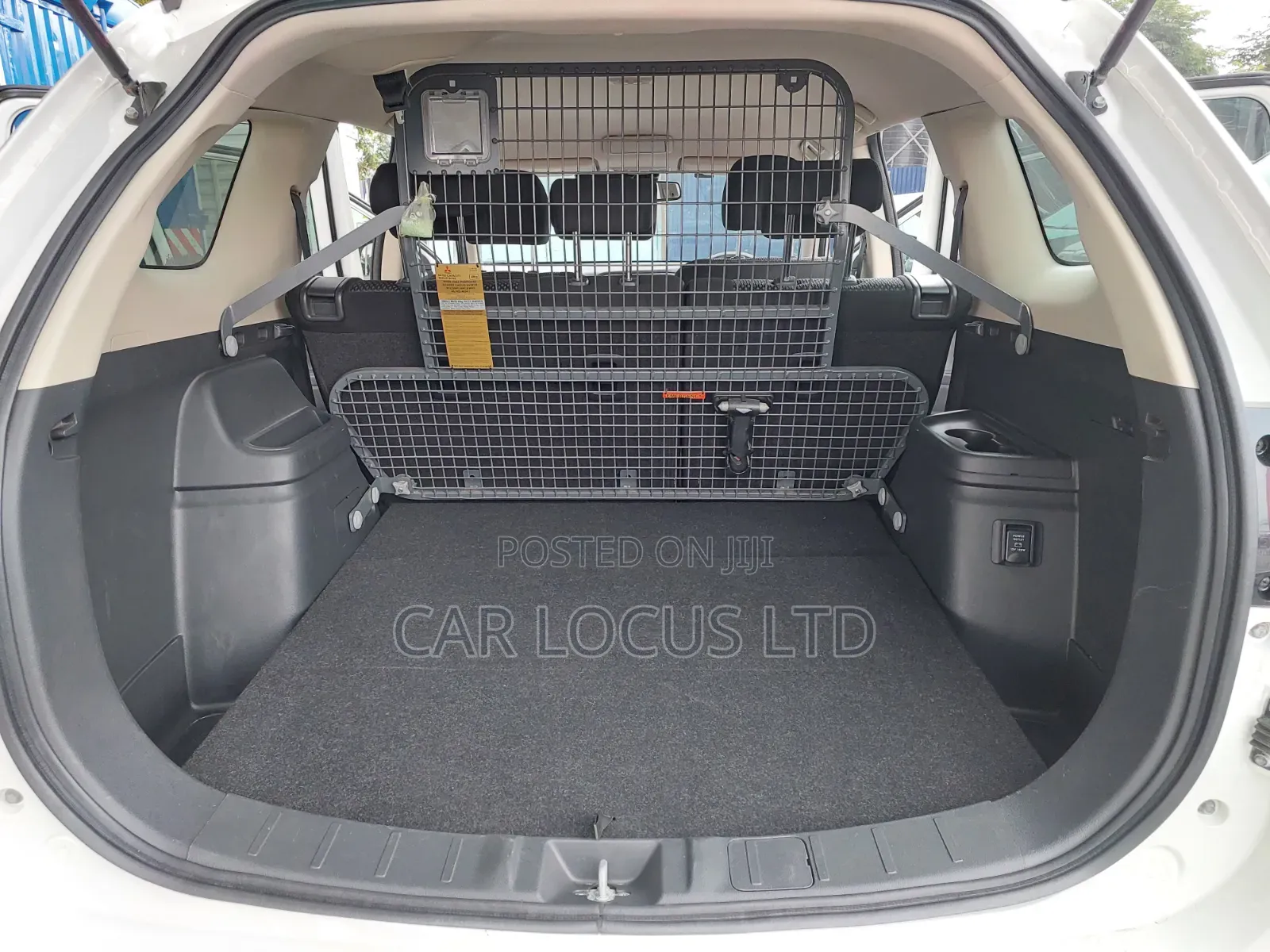 Mitsubishi Outlander 2018 Pearl