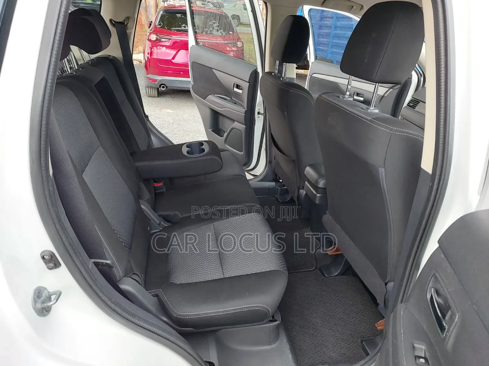 Mitsubishi Outlander 2018 Pearl