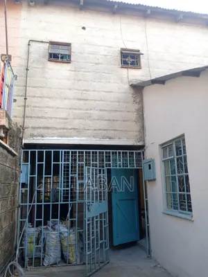 3bdrm Maisonette in Komarock Sector 1 for sale