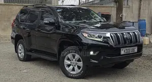 Toyota Land Cruiser Prado 2017 Black