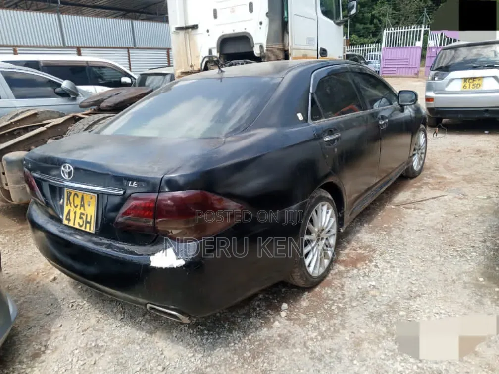 Toyota Crown 2008 Black