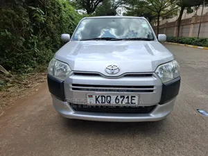 Toyota Succeed SV Premium 2016 Silver