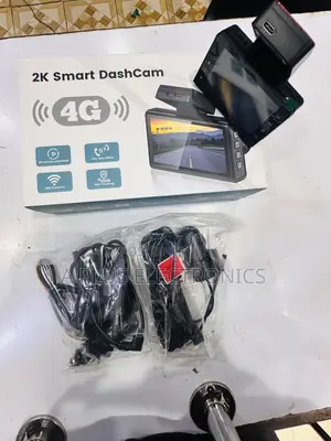 4g Dash Camera P83(Uses Simcard) Front and Back Recording