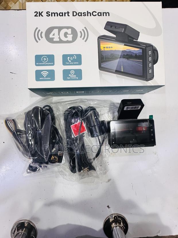 4g Dash Camera P83(Uses Simcard) Real-Time - thumbnail 2