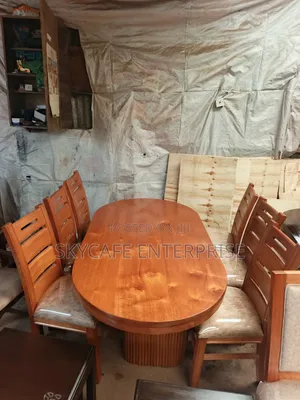 Mahogany Solid Oval 6 Seater Clear Vanished