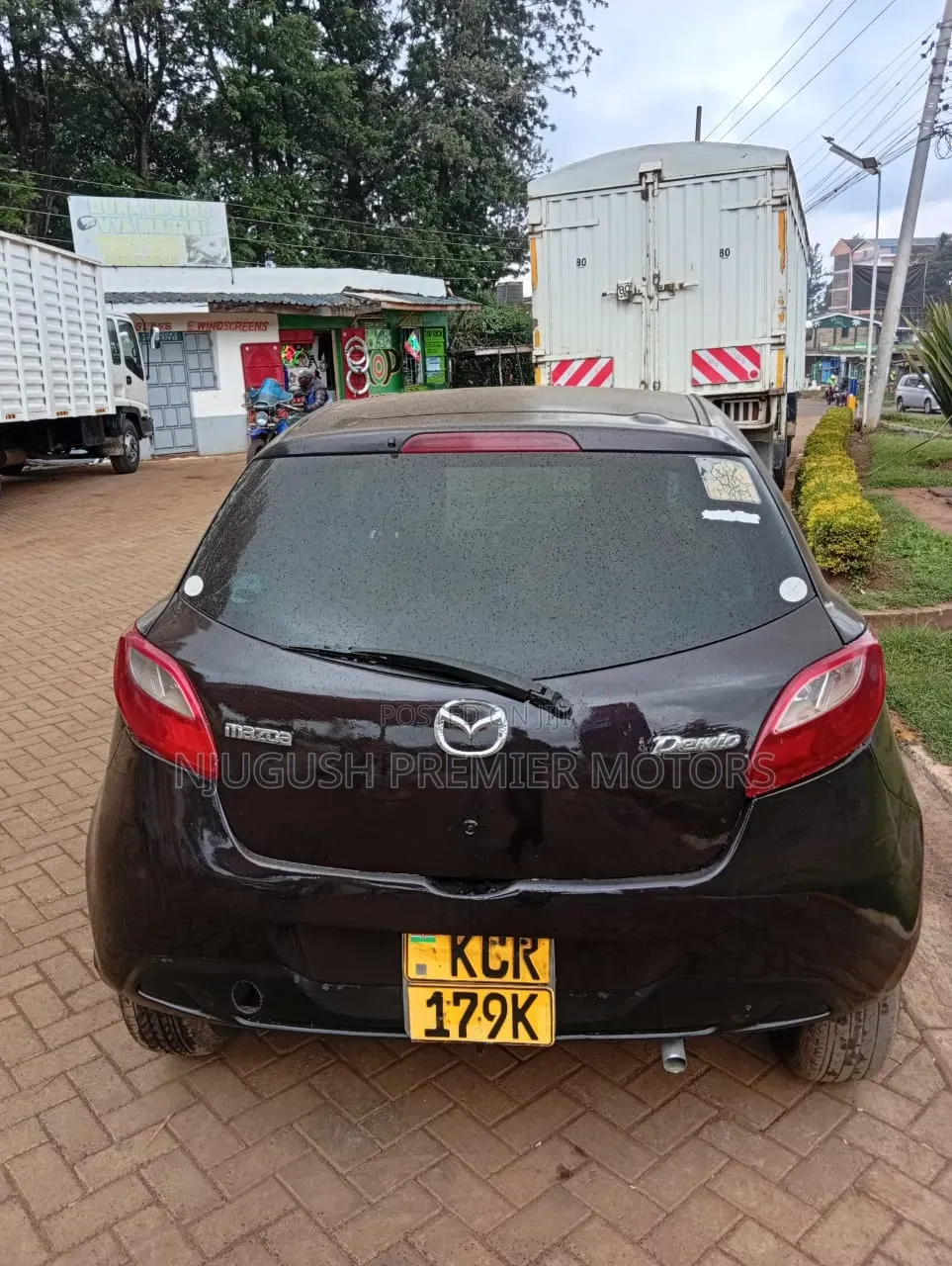 Mazda Demio 2011 Brown