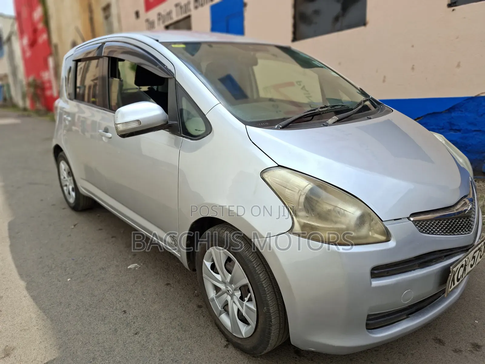 Toyota Ractis 2009 Silver