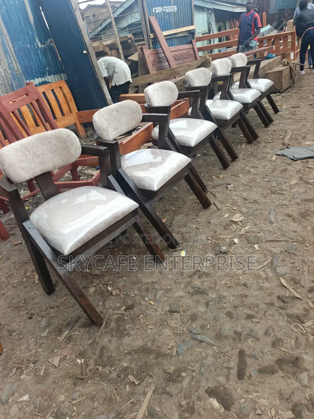 Modern Chairs Tapture Design
