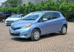 Toyota Vitz 2013 Blue