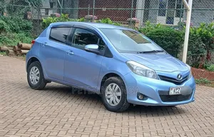 Toyota Vitz 2013 Blue