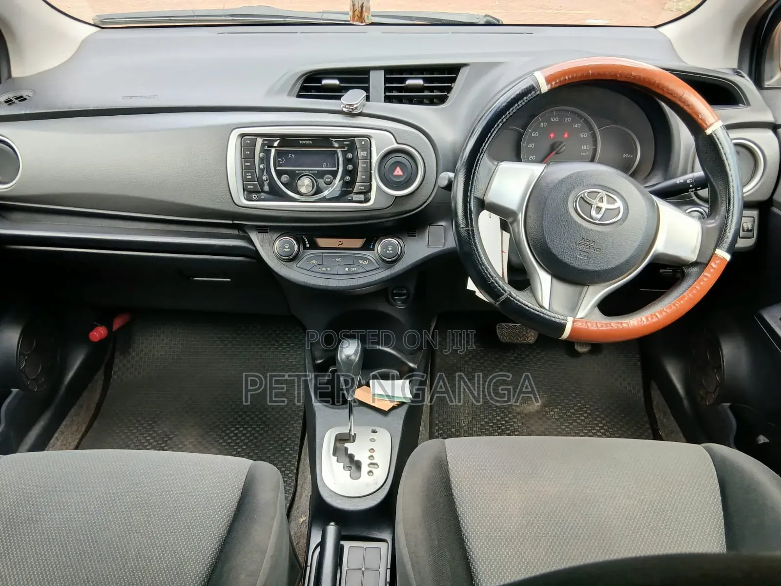 Toyota Vitz 2013 Blue